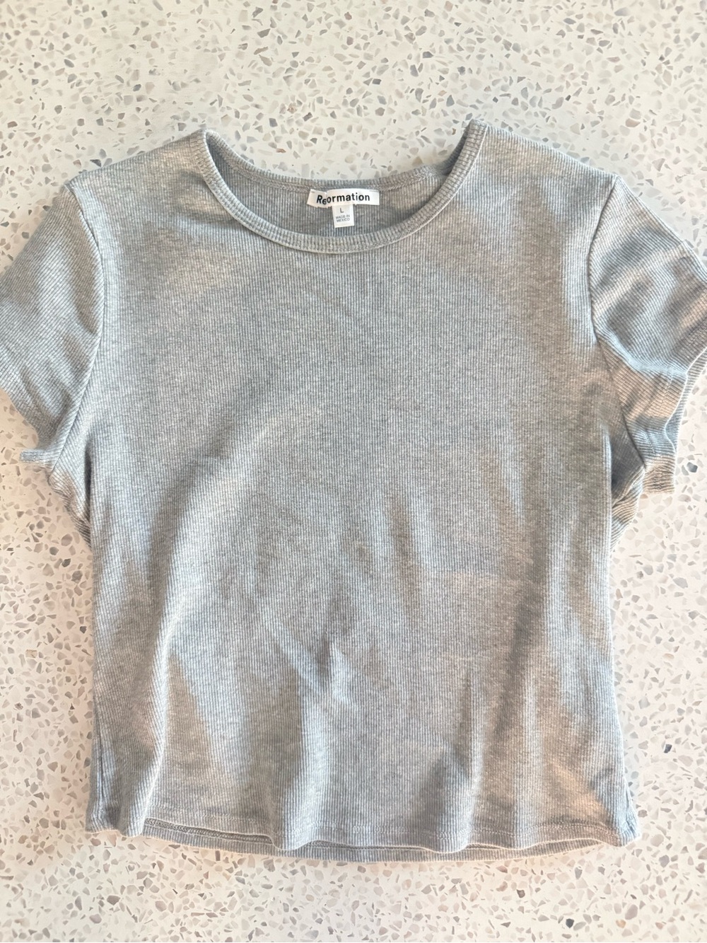 Reformation short Sleeve Ribbed Top in Light Gray